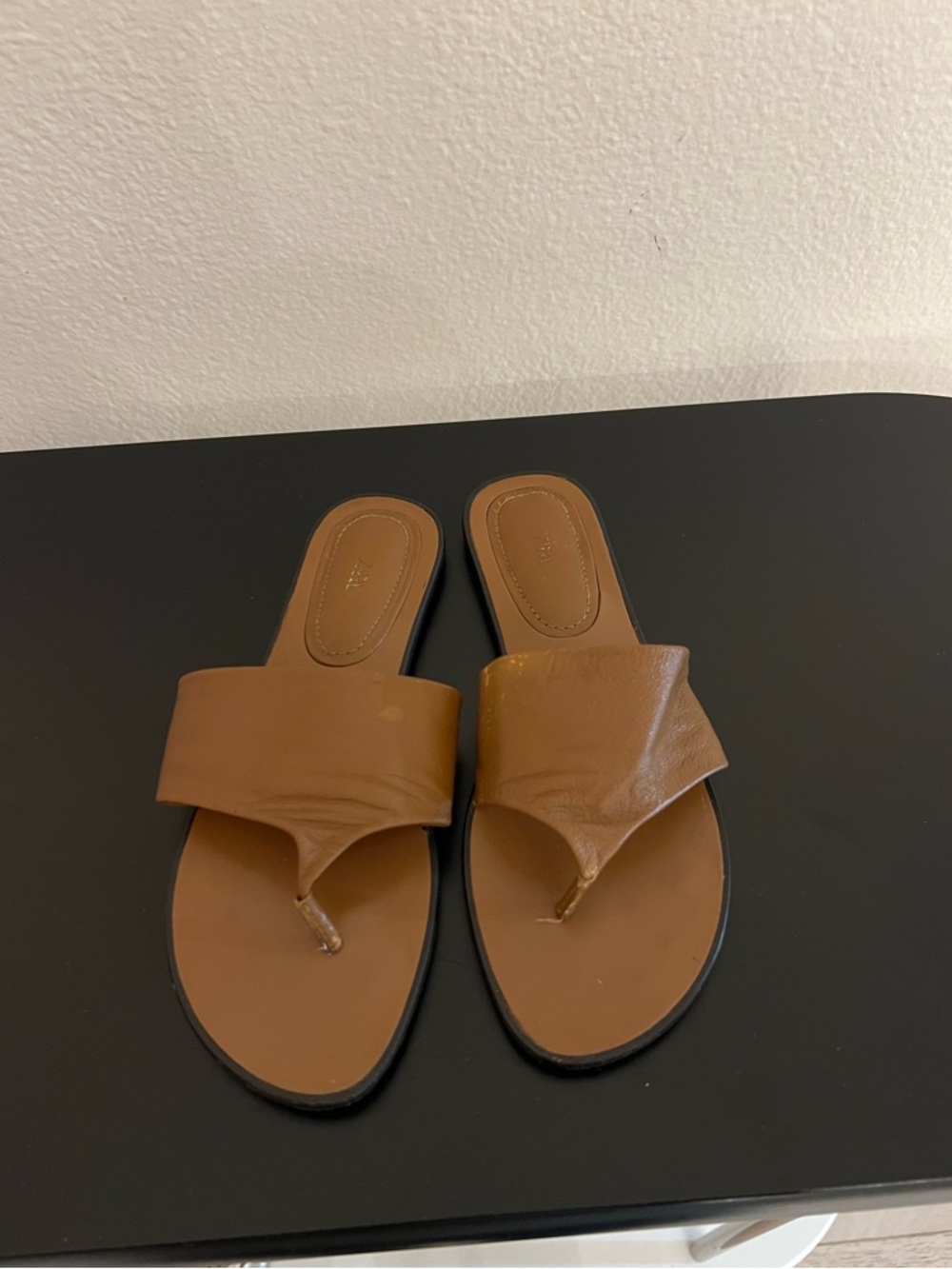 Zara Tan Leather Toe-Loop Slide Sandals